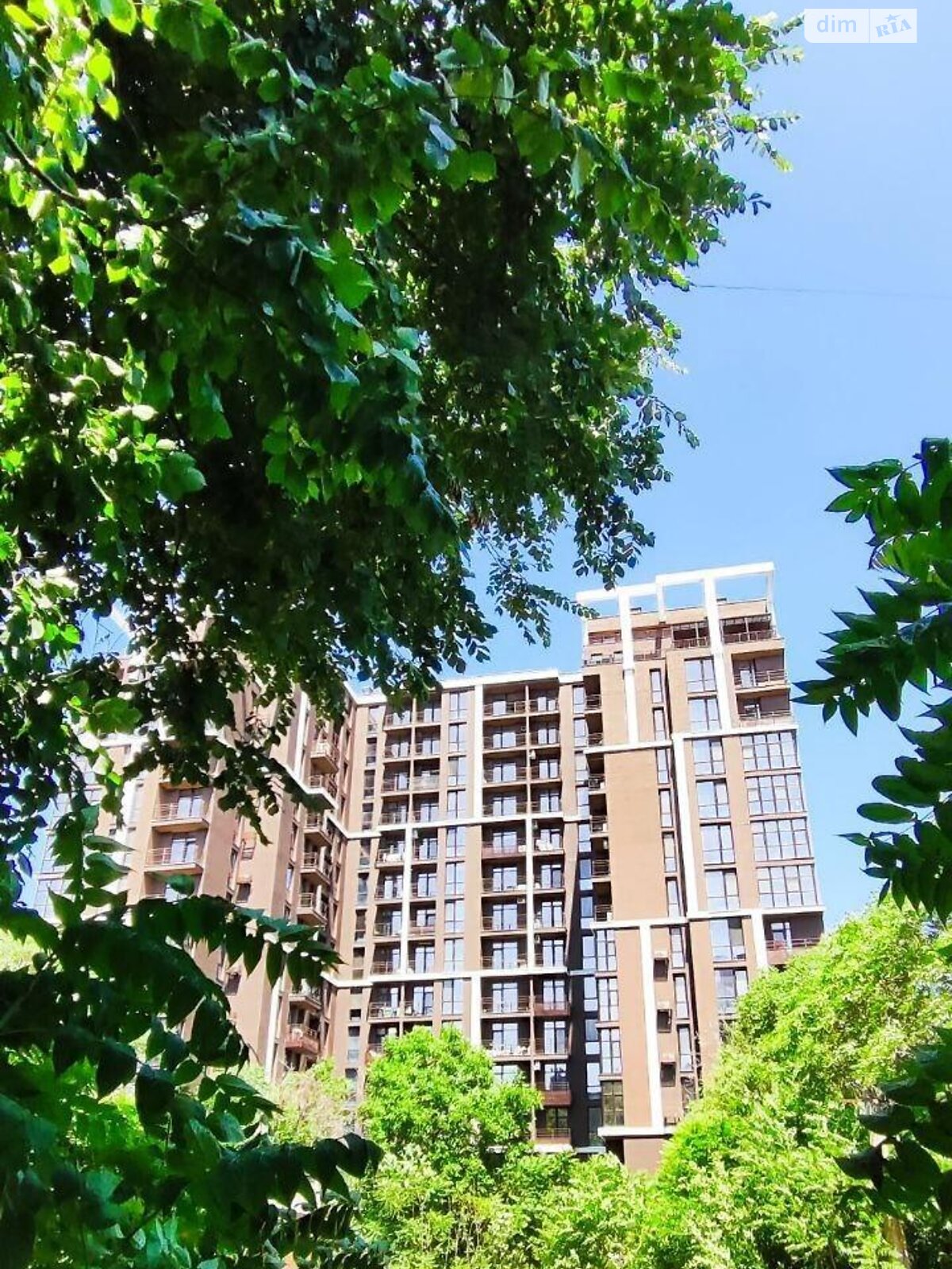 Продаж двокімнатної квартири в Одесі, на вул. Геранієва 8, район Середній Фонтан фото 1 Продаж двокімнатної квартири в Одесі, на вул. Геранієва 8, район Середній Фонтан фото 1