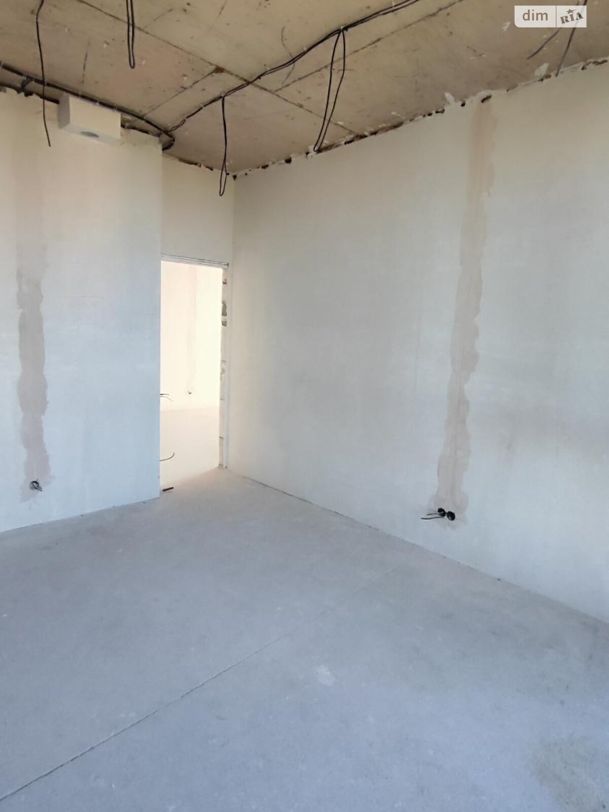 Продаж двокімнатної квартири в Одесі, на вул. Геранієва 8, район Середній Фонтан фото 1 Продаж двокімнатної квартири в Одесі, на вул. Геранієва 8, район Середній Фонтан фото 1