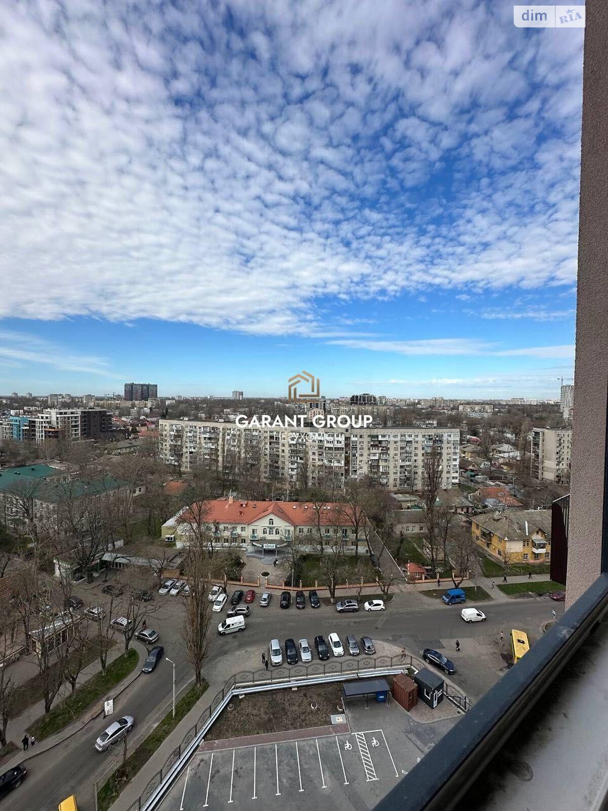 Продажа двухкомнатной квартиры в Одессе, на ул. Ивана Франко, район Средний Фонтан фото 1