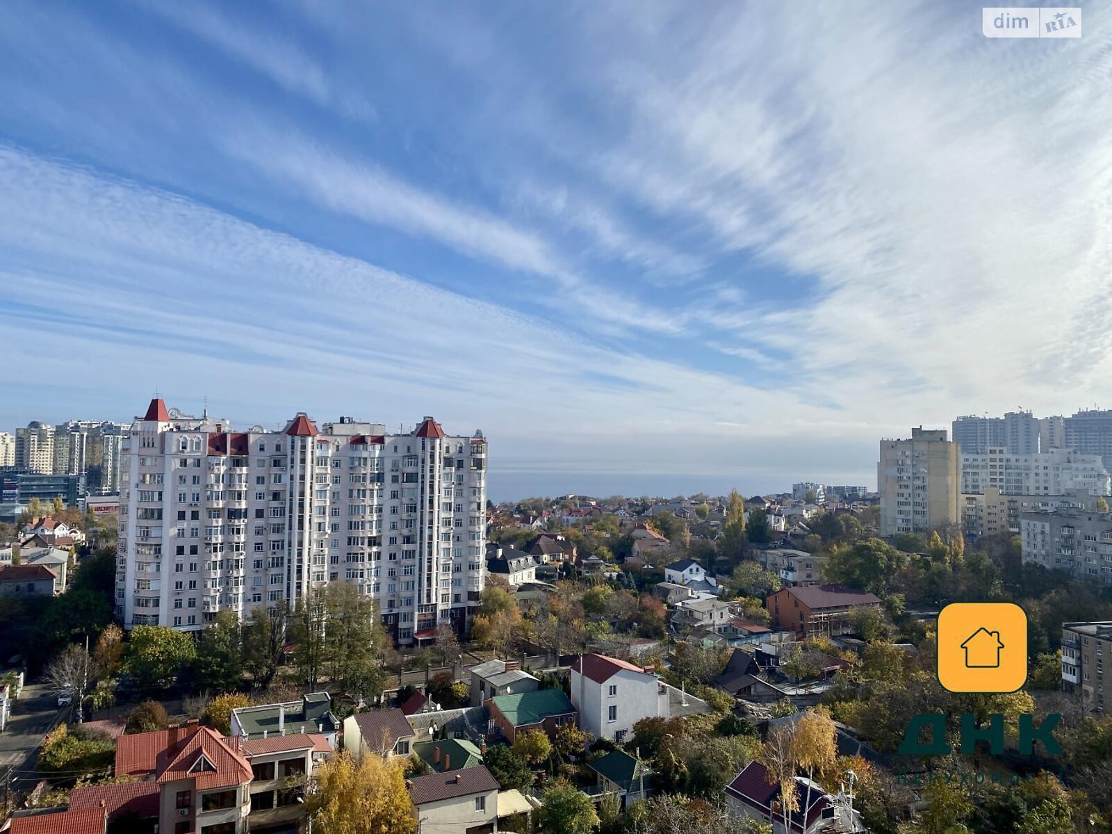 Продажа двухкомнатной квартиры в Одессе, на пер. Клубничный 24, район Средний Фонтан фото 1 Продажа двухкомнатной квартиры в Одессе, на пер. Клубничный 24, район Средний Фонтан фото 1