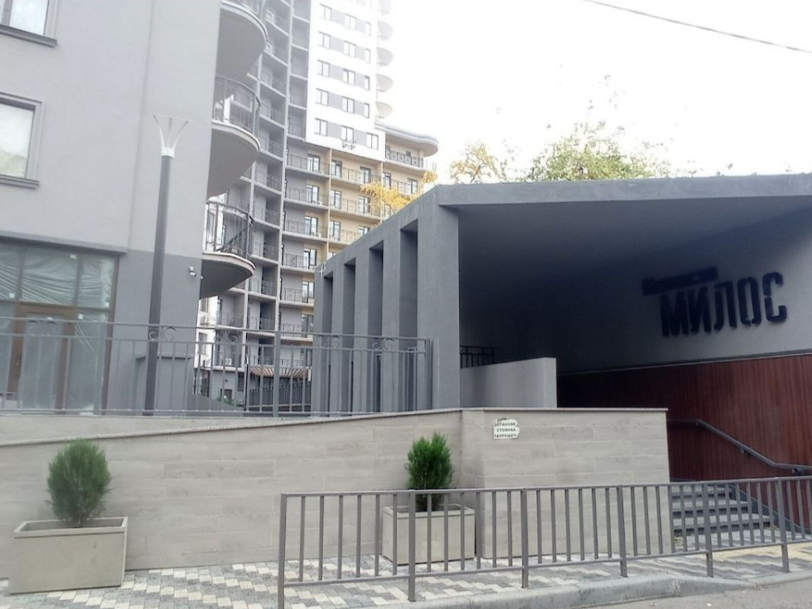Продаж двокімнатної квартири в Одесі, на пров. Полуничний 24, район Середній Фонтан фото 1 Продаж двокімнатної квартири в Одесі, на пров. Полуничний 24, район Середній Фонтан фото 1