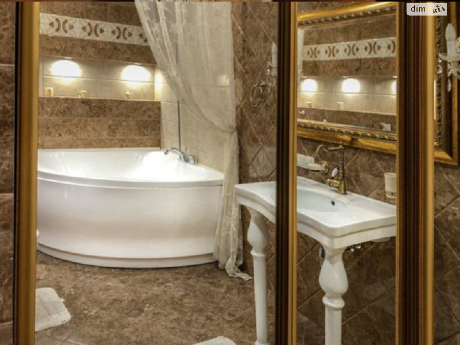 Продаж двокімнатної квартири в Одесі, на вул. Літературна 1А, кв. 272А, район Середній Фонтан фото 1 Продаж двокімнатної квартири в Одесі, на вул. Літературна 1А, кв. 272А, район Середній Фонтан фото 1