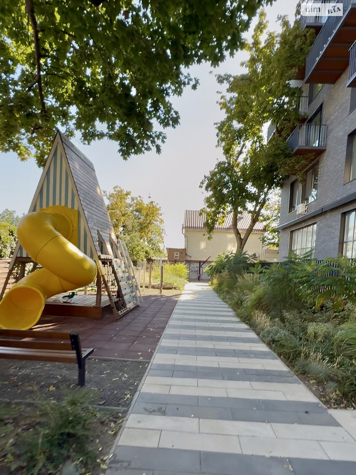 Продажа двухкомнатной квартиры в Одессе, на ул. Одесской громады 7А, район Средний Фонтан фото 1