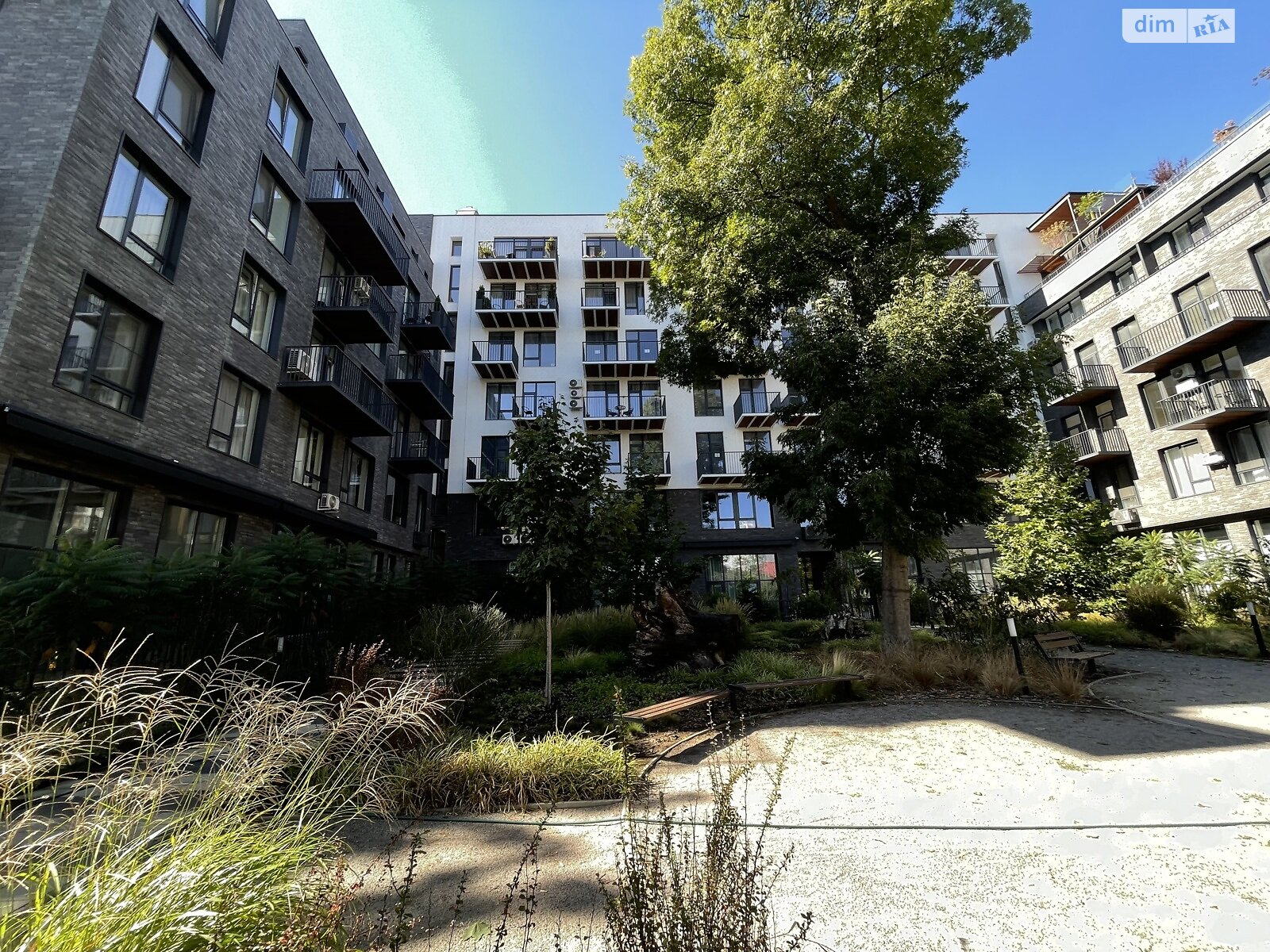 Продаж двокімнатної квартири в Одесі, на вул. Одеської громади, район Середній Фонтан фото 1