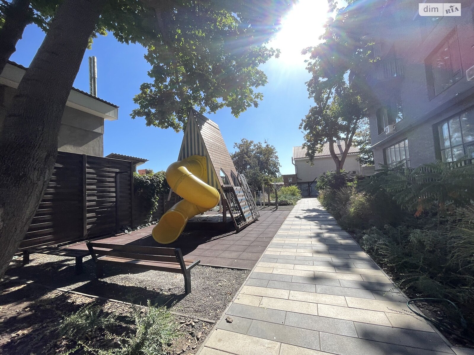 Продаж двокімнатної квартири в Одесі, на вул. Одеської громади, район Середній Фонтан фото 1