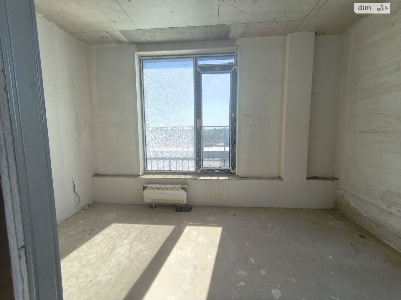 Продаж чотирикімнатної квартири в Одесі, на вул. Одеської громади, район Середній Фонтан фото 1