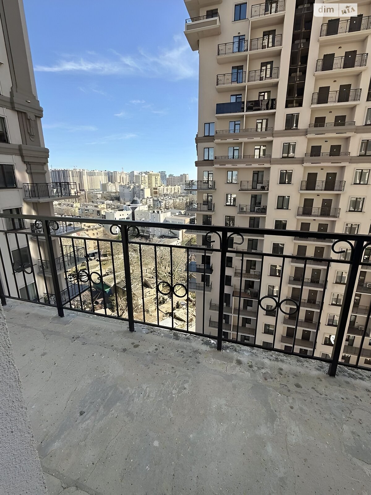 Продажа двухкомнатной квартиры в Одессе, на дор. Фонтанская 25, район Аркадия фото 1 Продажа двухкомнатной квартиры в Одессе, на дор. Фонтанская 25, район Аркадия фото 1