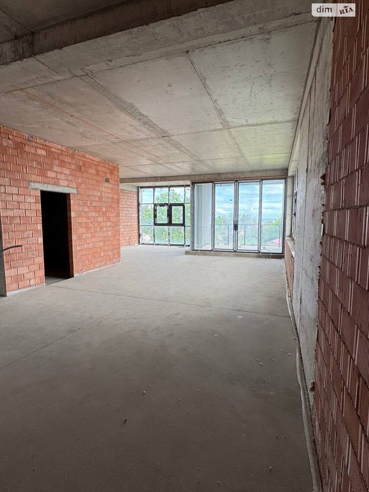 Продаж чотирикімнатної квартири в Одесі, на вул. Рєпіна 1Б, кв. 49, район Середній Фонтан фото 1 Продаж чотирикімнатної квартири в Одесі, на вул. Рєпіна 1Б, кв. 49, район Середній Фонтан фото 1