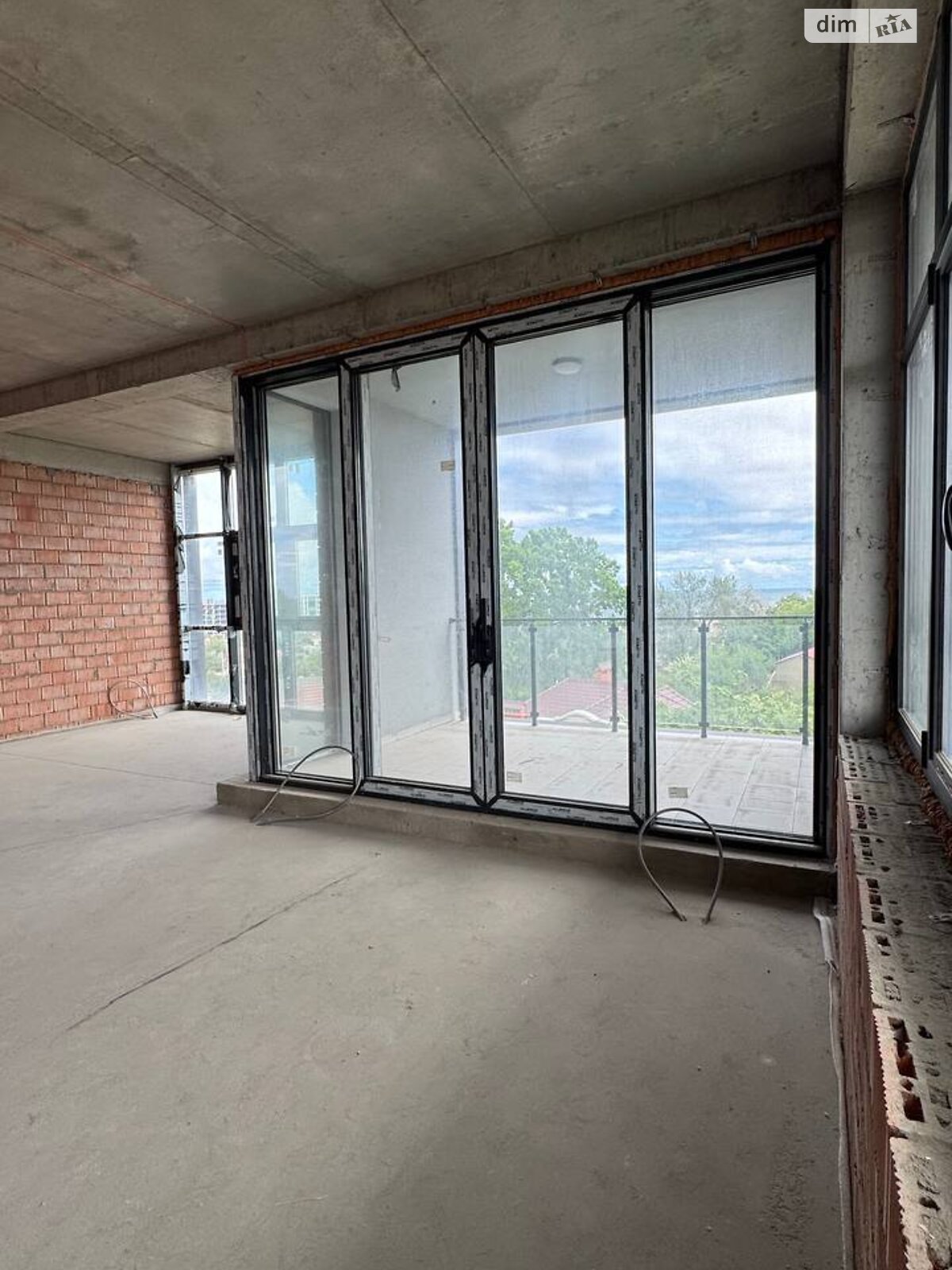 Продаж чотирикімнатної квартири в Одесі, на вул. Рєпіна 1Б, кв. 49, район Середній Фонтан фото 1 Продаж чотирикімнатної квартири в Одесі, на вул. Рєпіна 1Б, кв. 49, район Середній Фонтан фото 1