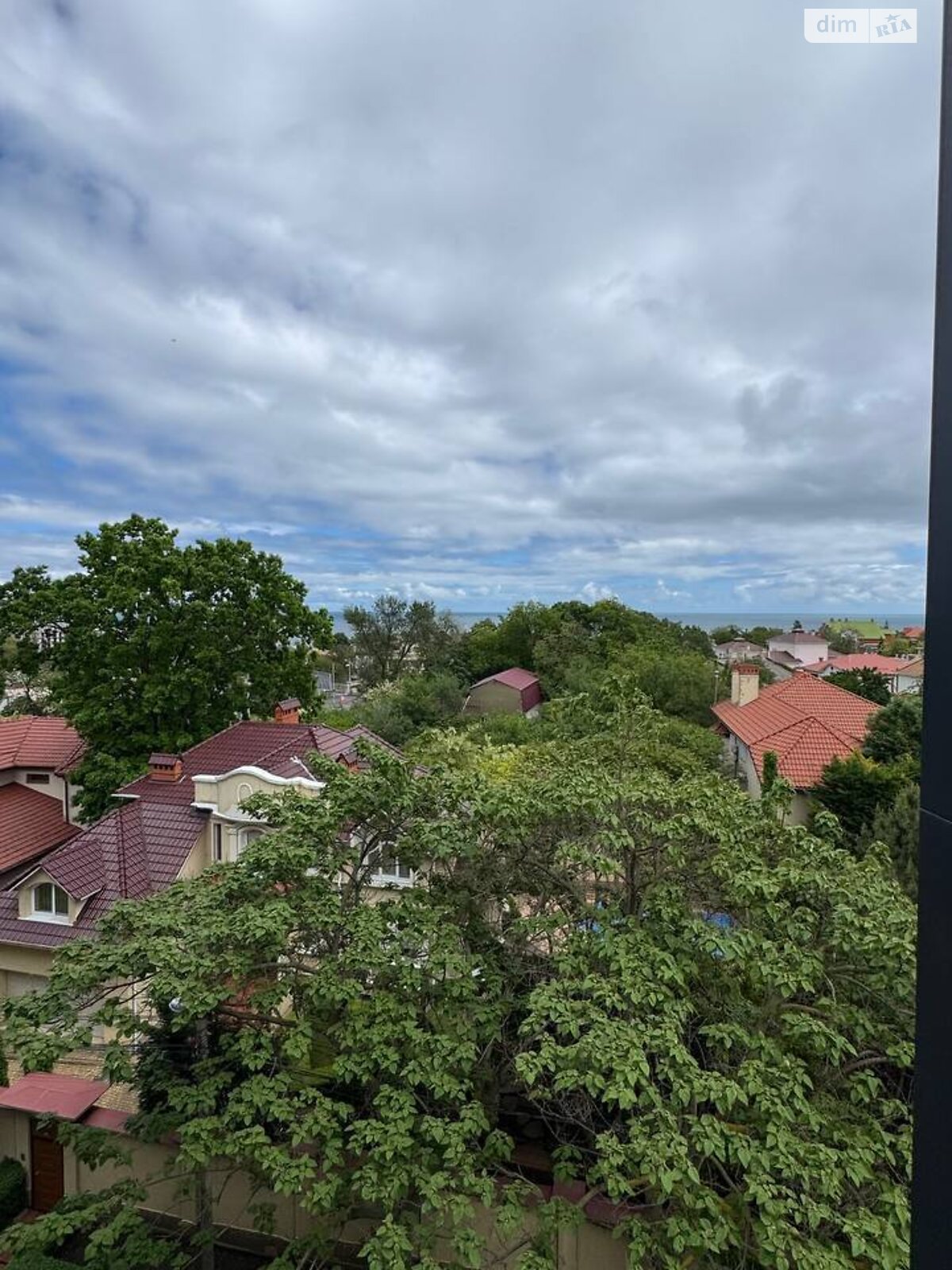 Продаж чотирикімнатної квартири в Одесі, на вул. Рєпіна 1Б, кв. 49, район Середній Фонтан фото 1 Продаж чотирикімнатної квартири в Одесі, на вул. Рєпіна 1Б, кв. 49, район Середній Фонтан фото 1