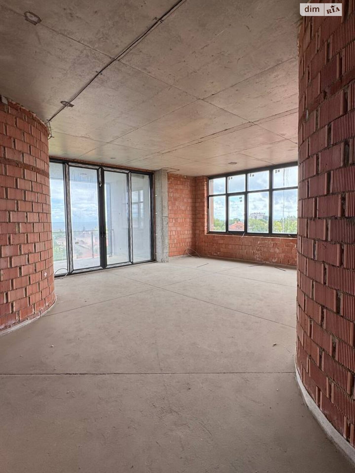 Продаж чотирикімнатної квартири в Одесі, на вул. Рєпіна 1Б, кв. 49, район Середній Фонтан фото 1 Продаж чотирикімнатної квартири в Одесі, на вул. Рєпіна 1Б, кв. 49, район Середній Фонтан фото 1