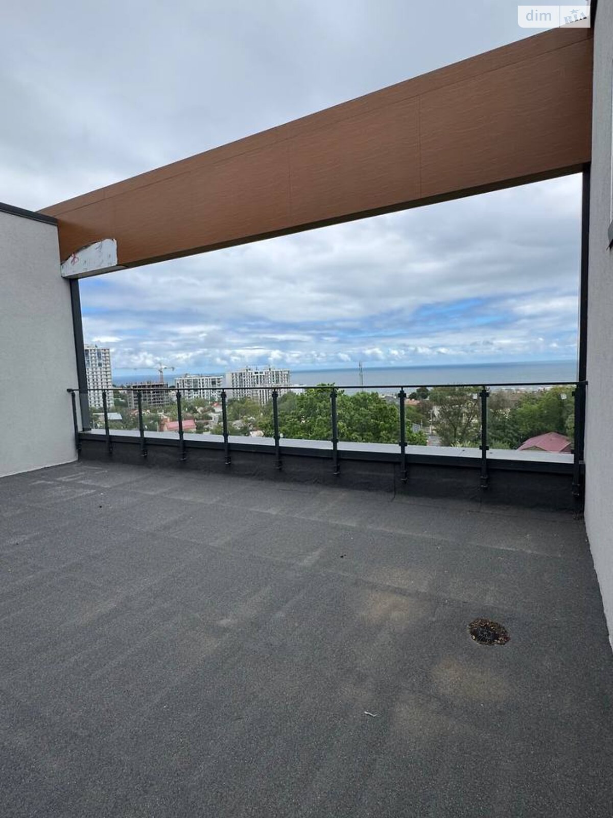 Продаж чотирикімнатної квартири в Одесі, на вул. Рєпіна 1Б, кв. 49, район Середній Фонтан фото 1 Продаж чотирикімнатної квартири в Одесі, на вул. Рєпіна 1Б, кв. 49, район Середній Фонтан фото 1