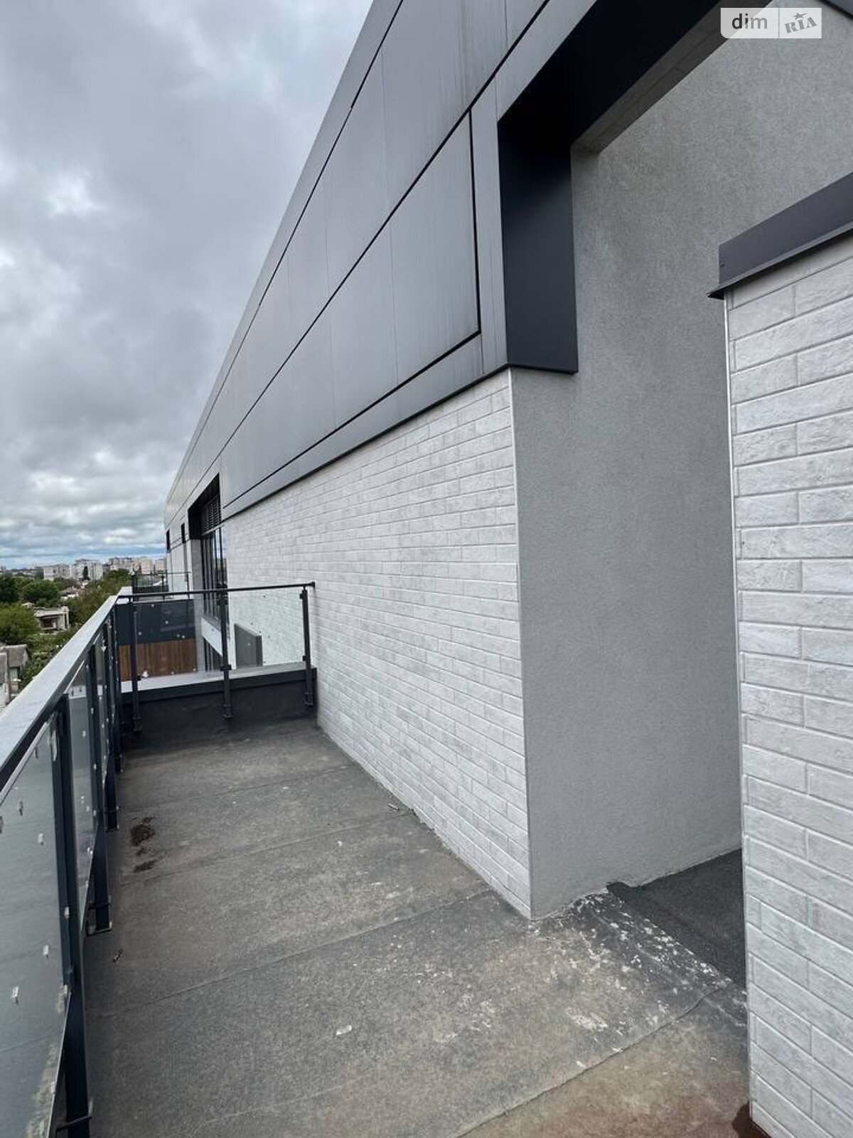 Продаж чотирикімнатної квартири в Одесі, на вул. Рєпіна 1Б, кв. 49, район Середній Фонтан фото 1 Продаж чотирикімнатної квартири в Одесі, на вул. Рєпіна 1Б, кв. 49, район Середній Фонтан фото 1