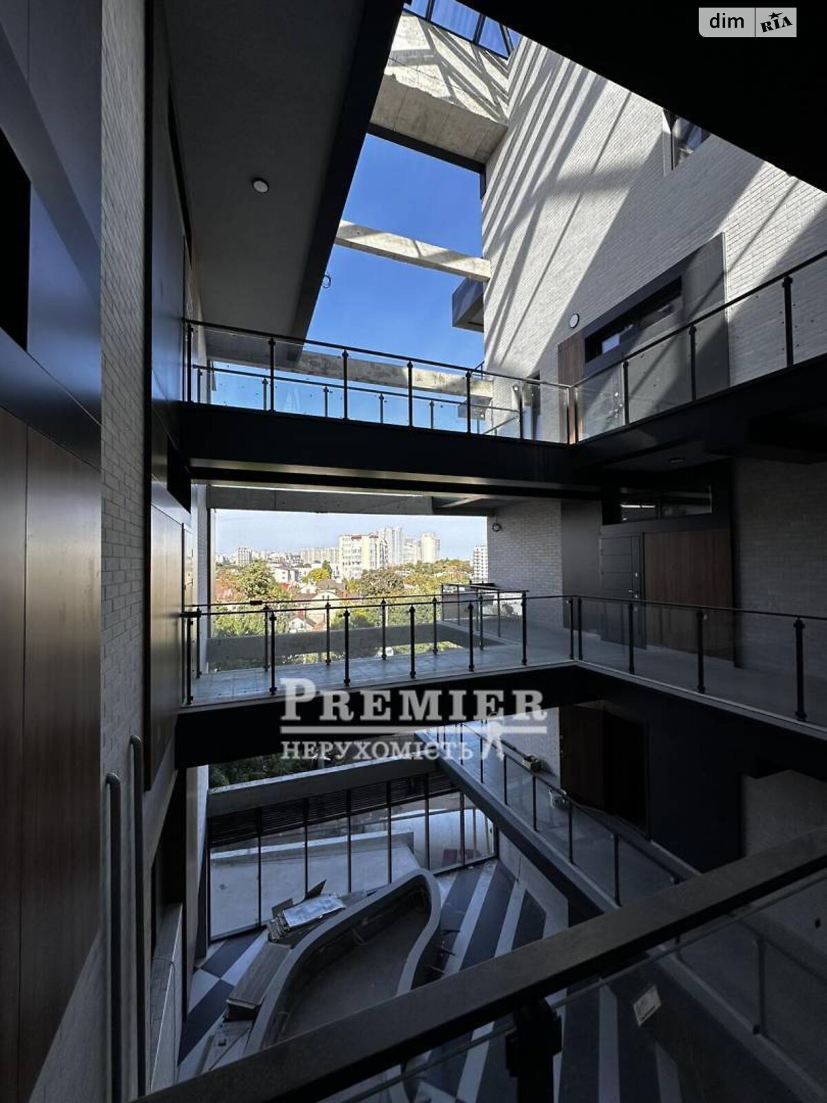 Продаж двокімнатної квартири в Одесі, на вул. Рєпіна, район Середній Фонтан фото 1