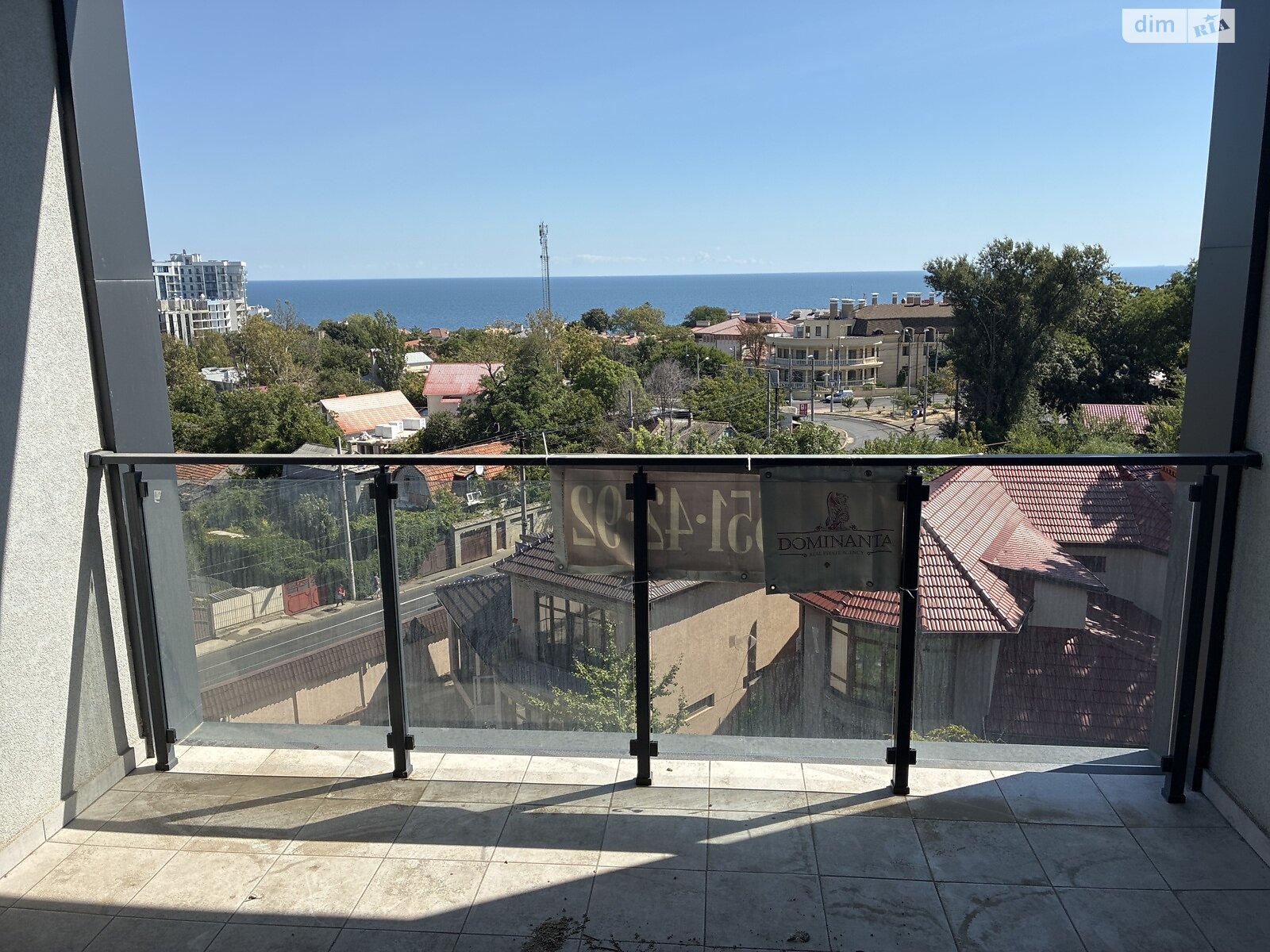 Продаж двокімнатної квартири в Одесі, на вул. Рєпіна 1Б, район Середній Фонтан фото 1 Продаж двокімнатної квартири в Одесі, на вул. Рєпіна 1Б, район Середній Фонтан фото 1