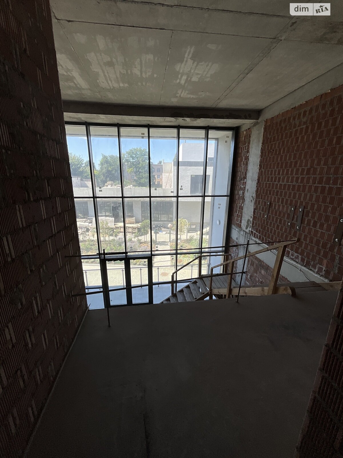 Продаж трикімнатної квартири в Одесі, на вул. Рєпіна 1Б, район Середній Фонтан фото 1