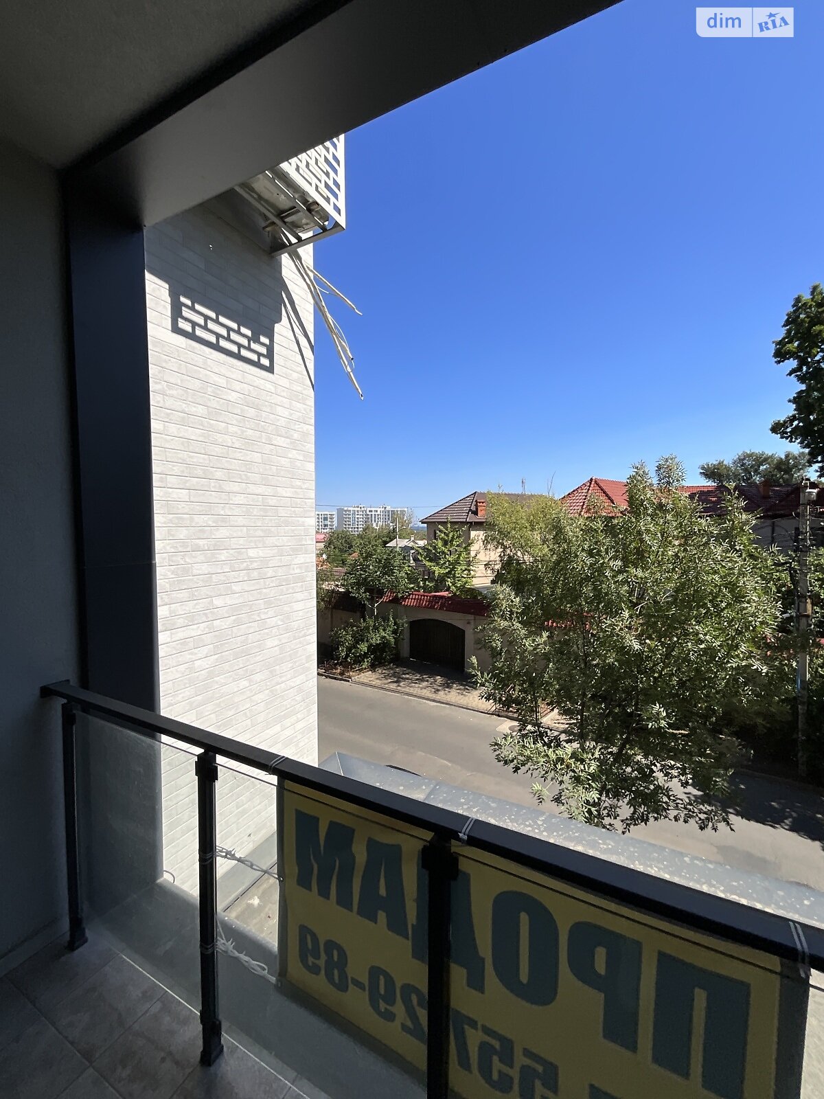 Продаж двокімнатної квартири в Одесі, на вул. Рєпіна 1Б, район Середній Фонтан фото 1 Продаж двокімнатної квартири в Одесі, на вул. Рєпіна 1Б, район Середній Фонтан фото 1