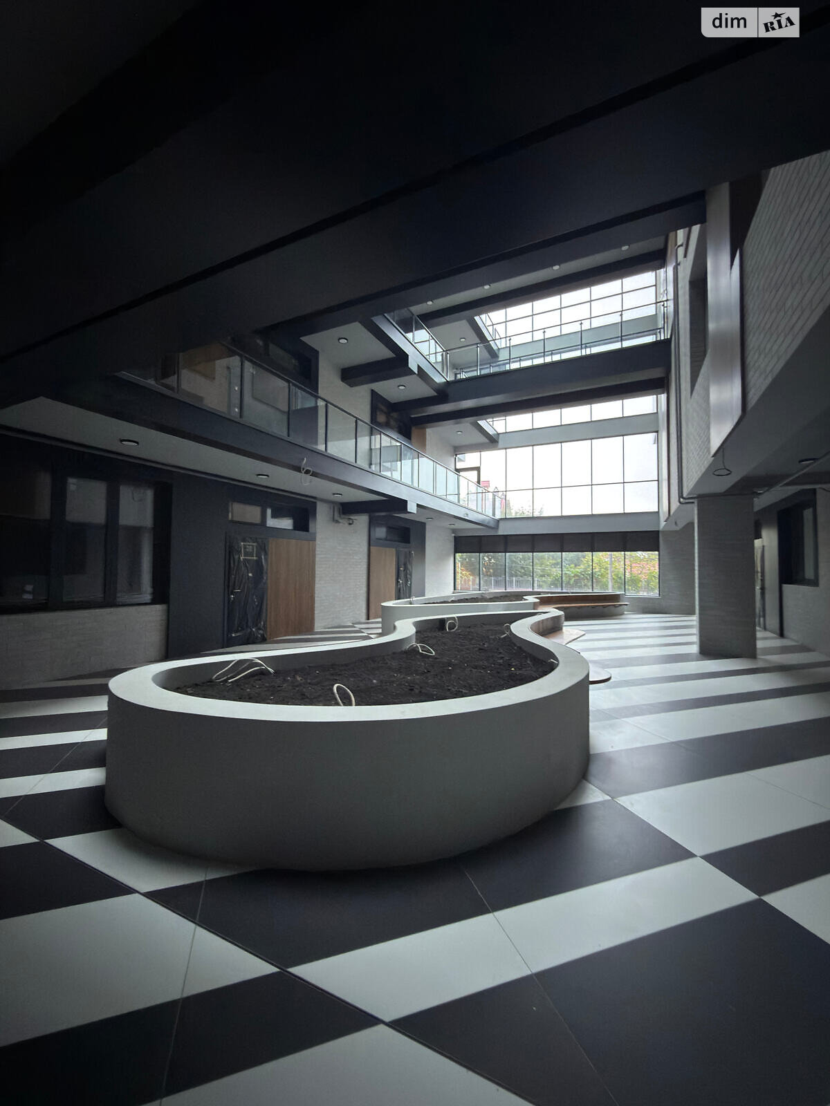 Продаж трикімнатної квартири в Одесі, на вул. Рєпіна 1Б, кв. 14, район Середній Фонтан фото 1 Продаж трикімнатної квартири в Одесі, на вул. Рєпіна 1Б, кв. 14, район Середній Фонтан фото 1