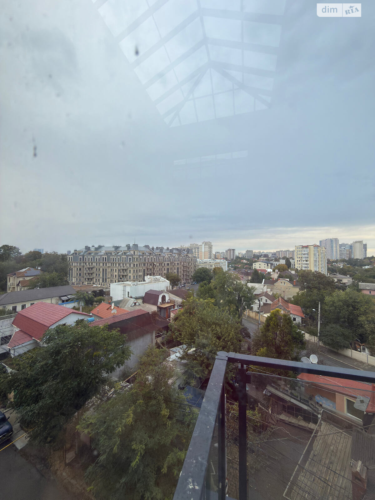 Продаж трикімнатної квартири в Одесі, на вул. Рєпіна 1Б, кв. 14, район Середній Фонтан фото 1 Продаж трикімнатної квартири в Одесі, на вул. Рєпіна 1Б, кв. 14, район Середній Фонтан фото 1