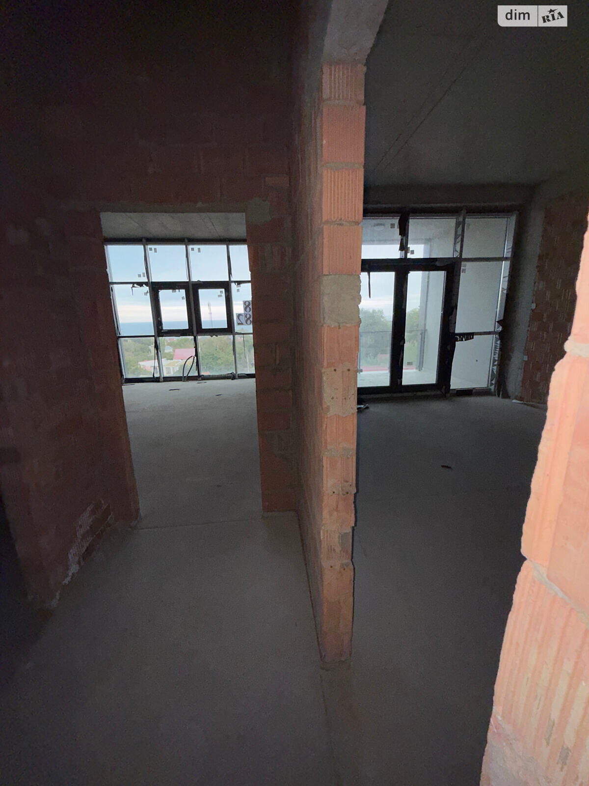 Продаж трикімнатної квартири в Одесі, на вул. Рєпіна 1Б, кв. 14, район Середній Фонтан фото 1 Продаж трикімнатної квартири в Одесі, на вул. Рєпіна 1Б, кв. 14, район Середній Фонтан фото 1