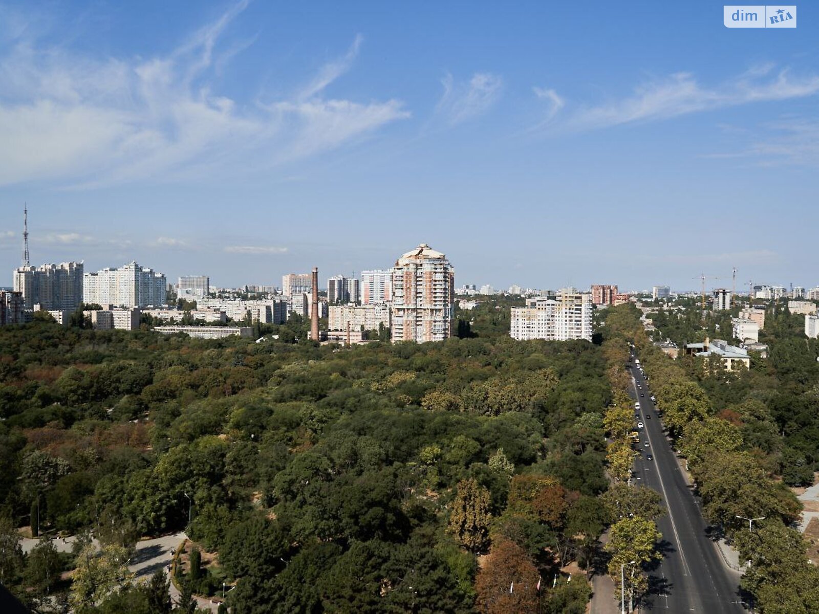 Продажа четырехкомнатной квартиры в Одессе, на просп. Шевченко 33Б, район Средний Фонтан фото 1