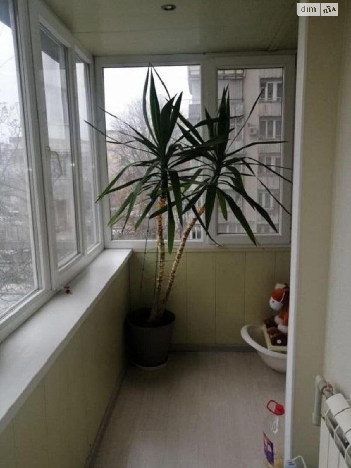 Продажа трехкомнатной квартиры в Одессе, на дор. Фонтанская 67А, район Средний Фонтан фото 1