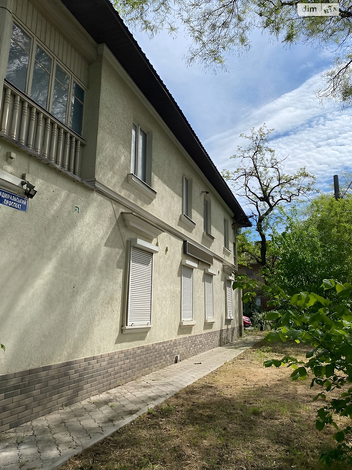 Продаж трикімнатної квартири в Одесі, на просп. Адміральський 4, район Судобудівник фото 1