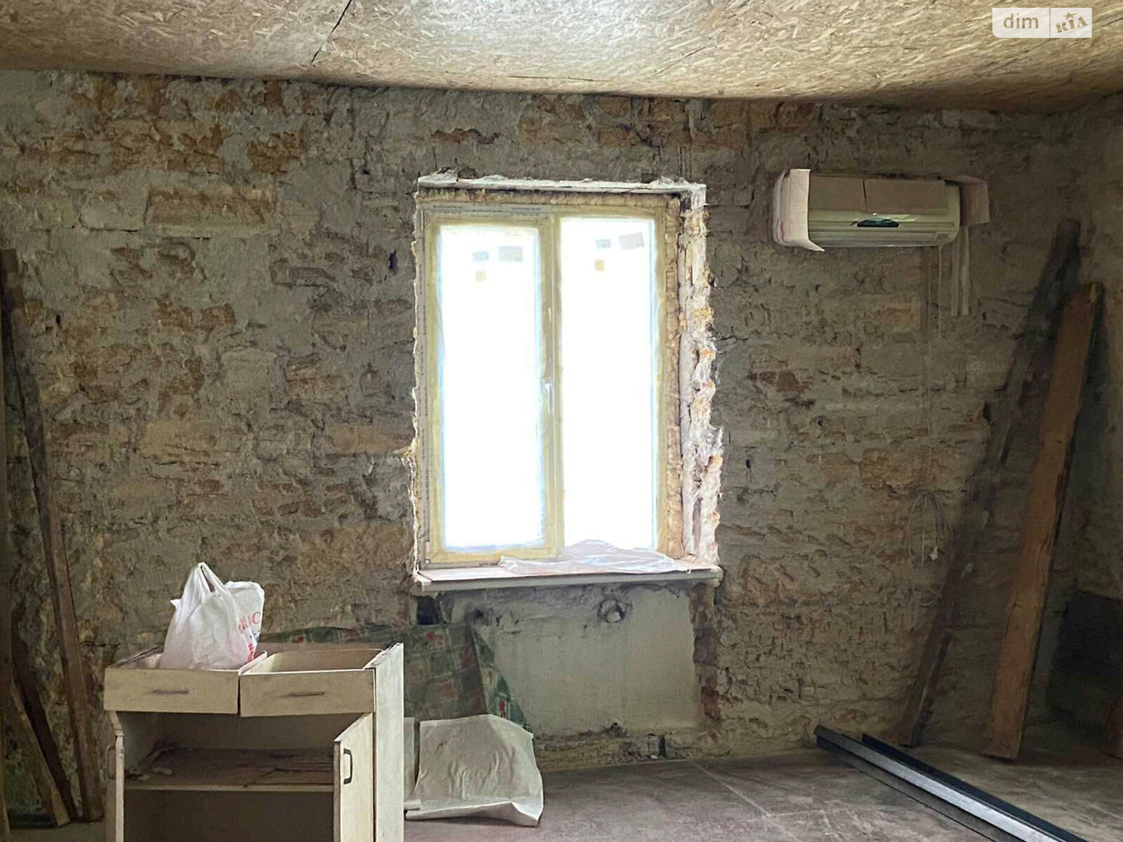 Продаж трикімнатної квартири в Одесі, на просп. Адміральський, район Судобудівник фото 1 Продаж трикімнатної квартири в Одесі, на просп. Адміральський, район Судобудівник фото 1