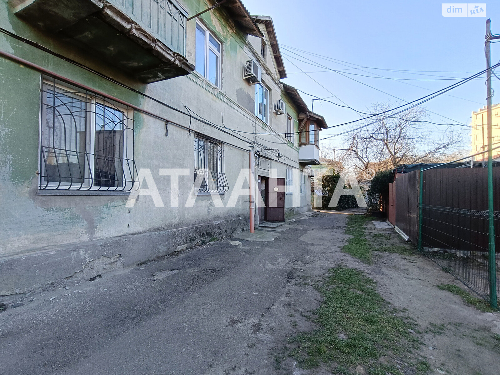 Продажа двухкомнатной квартиры в Одессе, на ул. Бригадная, район Судостроитель фото 1 Продажа двухкомнатной квартиры в Одессе, на ул. Бригадная, район Судостроитель фото 1