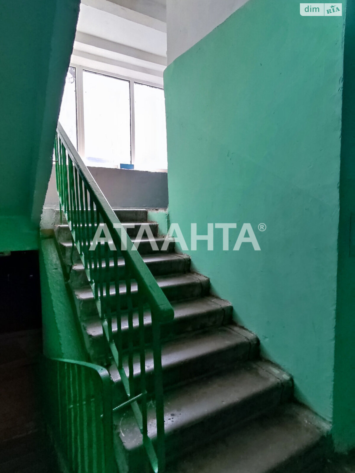 Продажа четырехкомнатной квартиры в Одессе, на ул. Гераневая, район Судостроитель фото 1 Продажа четырехкомнатной квартиры в Одессе, на ул. Гераневая, район Судостроитель фото 1
