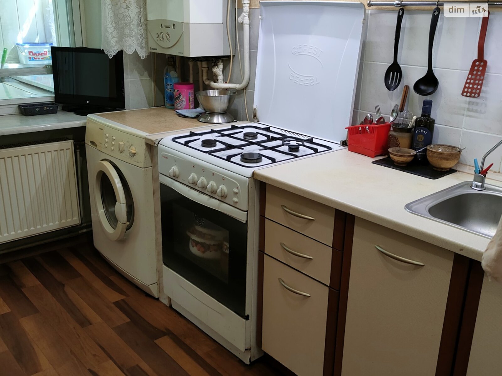 Продажа пятикомнатной квартиры в Одессе, на ул. Новаторов, район Судостроитель фото 1 Продажа пятикомнатной квартиры в Одессе, на ул. Новаторов, район Судостроитель фото 1
