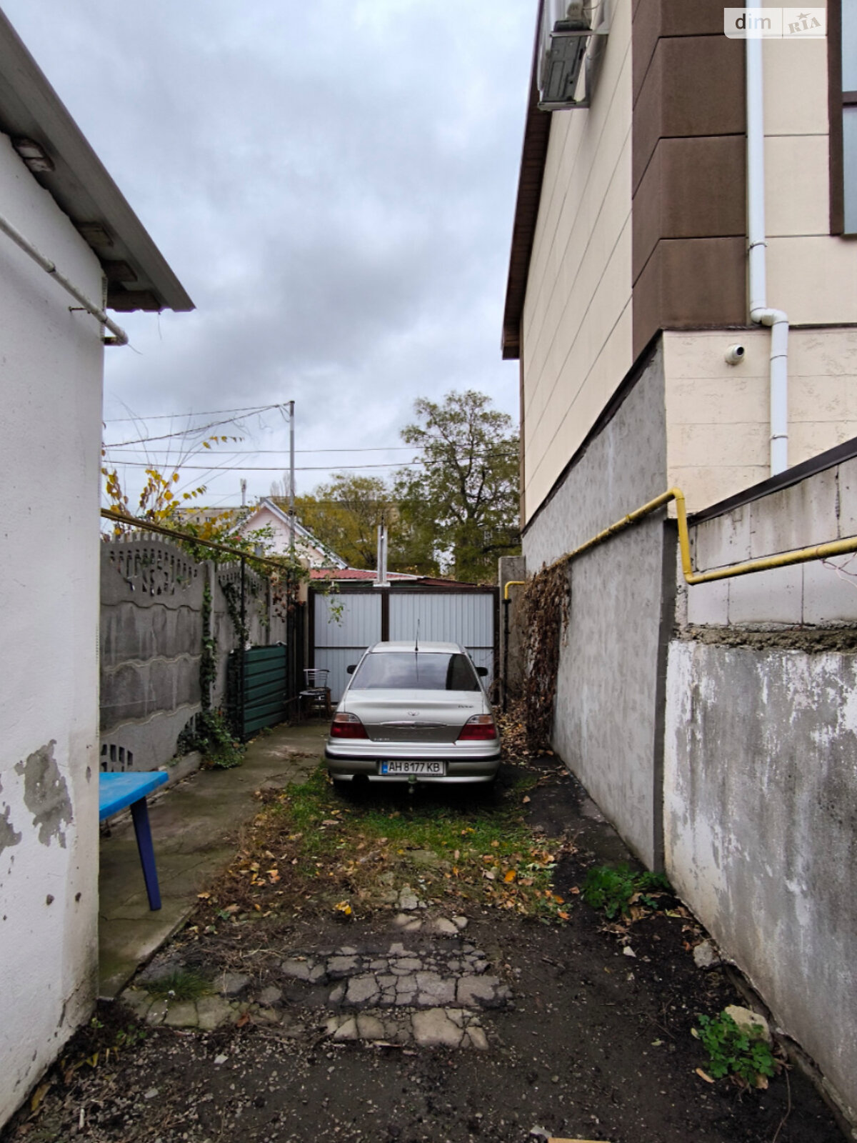 Продажа четырехкомнатной квартиры в Одессе, на ул. Палубная, район Судостроитель фото 1 Продажа четырехкомнатной квартиры в Одессе, на ул. Палубная, район Судостроитель фото 1