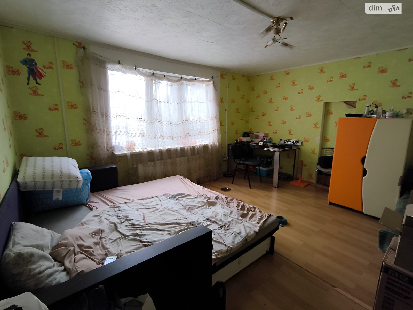 Продажа четырехкомнатной квартиры в Одессе, на ул. Палубная, район Судостроитель фото 1 Продажа четырехкомнатной квартиры в Одессе, на ул. Палубная, район Судостроитель фото 1