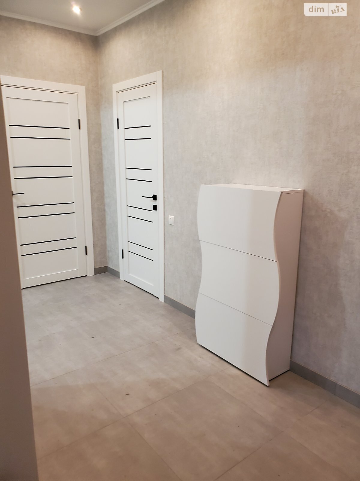 Продаж трикімнатної квартири в Одесі, на вул. Палубна, район Судобудівник фото 1 Продаж трикімнатної квартири в Одесі, на вул. Палубна, район Судобудівник фото 1