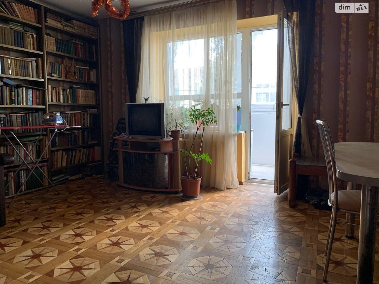 Продажа трехкомнатной квартиры в Одессе, на ул. Виталия Гулаева, район Судостроитель фото 1