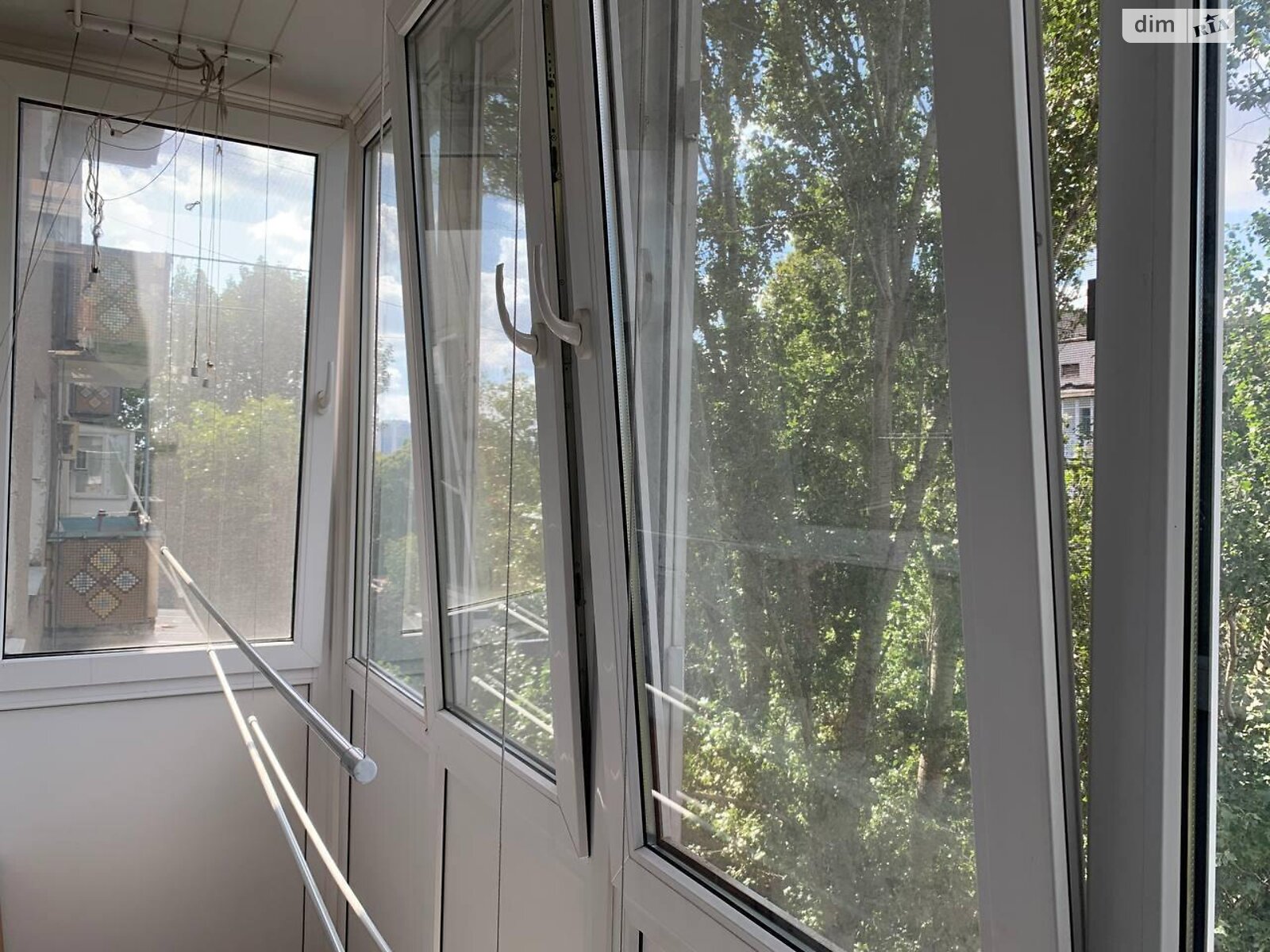 Продажа трехкомнатной квартиры в Одессе, на ул. Виталия Гулаева, район Судостроитель фото 1