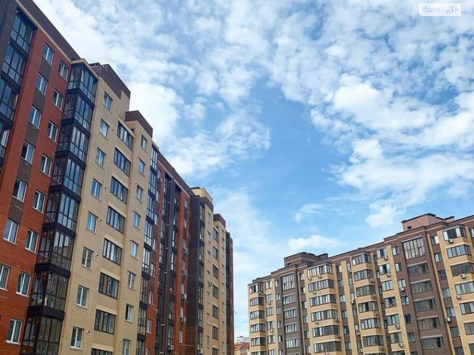 Продажа однокомнатной квартиры в Одессе, на ул. Академика Сахарова 5, район Приморский фото 1