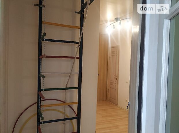 Продажа трехкомнатной квартиры в Одессе, на ул. Палия Семена, район Суворовский фото 1 Продажа трехкомнатной квартиры в Одессе, на ул. Палия Семена, район Суворовский фото 1