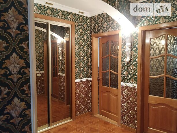 Продажа пятикомнатной квартиры в Одессе, на просп. Добровольского, район Суворовский фото 1 Продажа пятикомнатной квартиры в Одессе, на просп. Добровольского, район Суворовский фото 1
