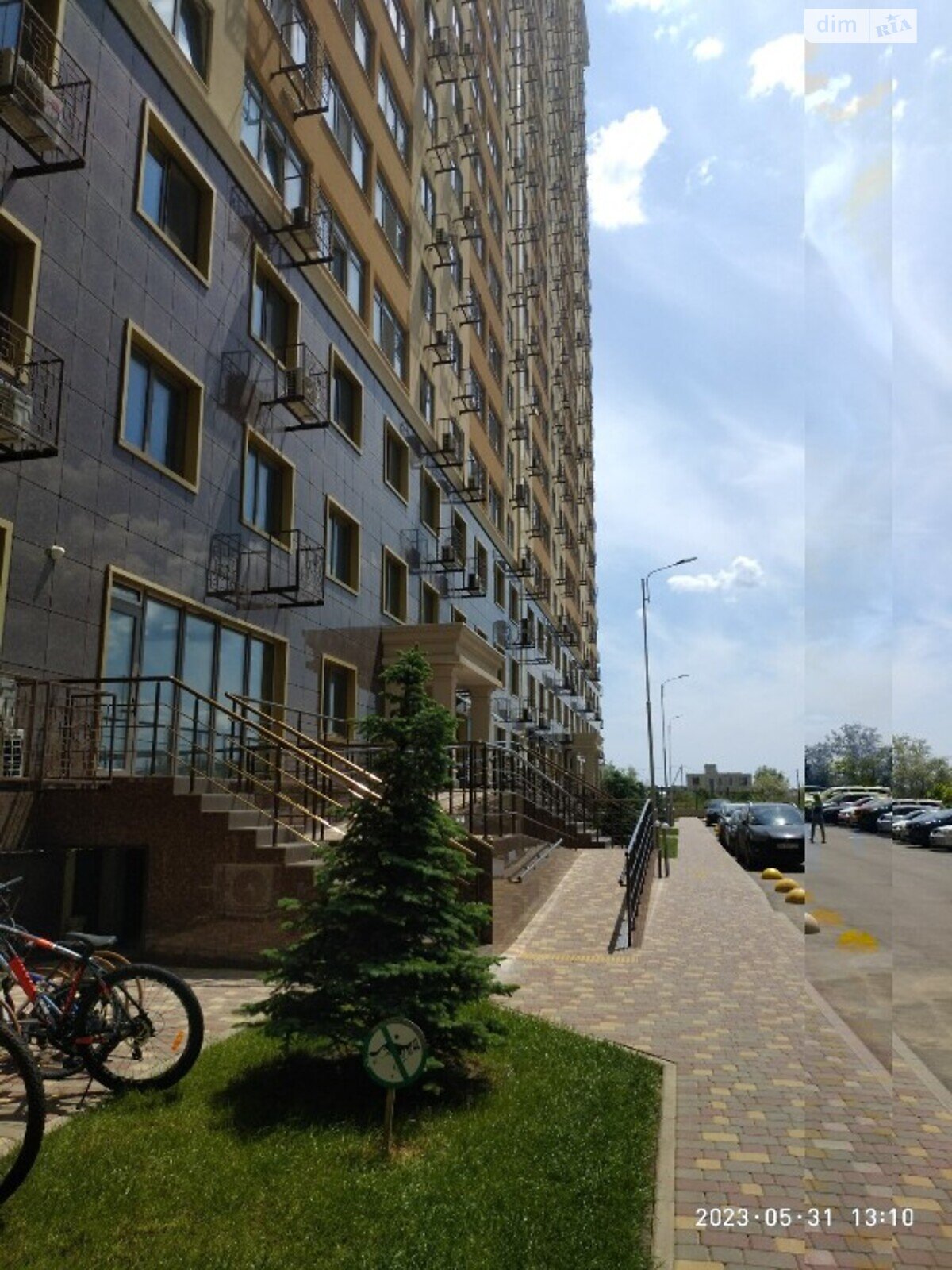 Продажа однокомнатной квартиры в Одессе, на ул. Академика Сахарова, район Пересыпский фото 1 Продажа однокомнатной квартиры в Одессе, на ул. Академика Сахарова, район Пересыпский фото 1