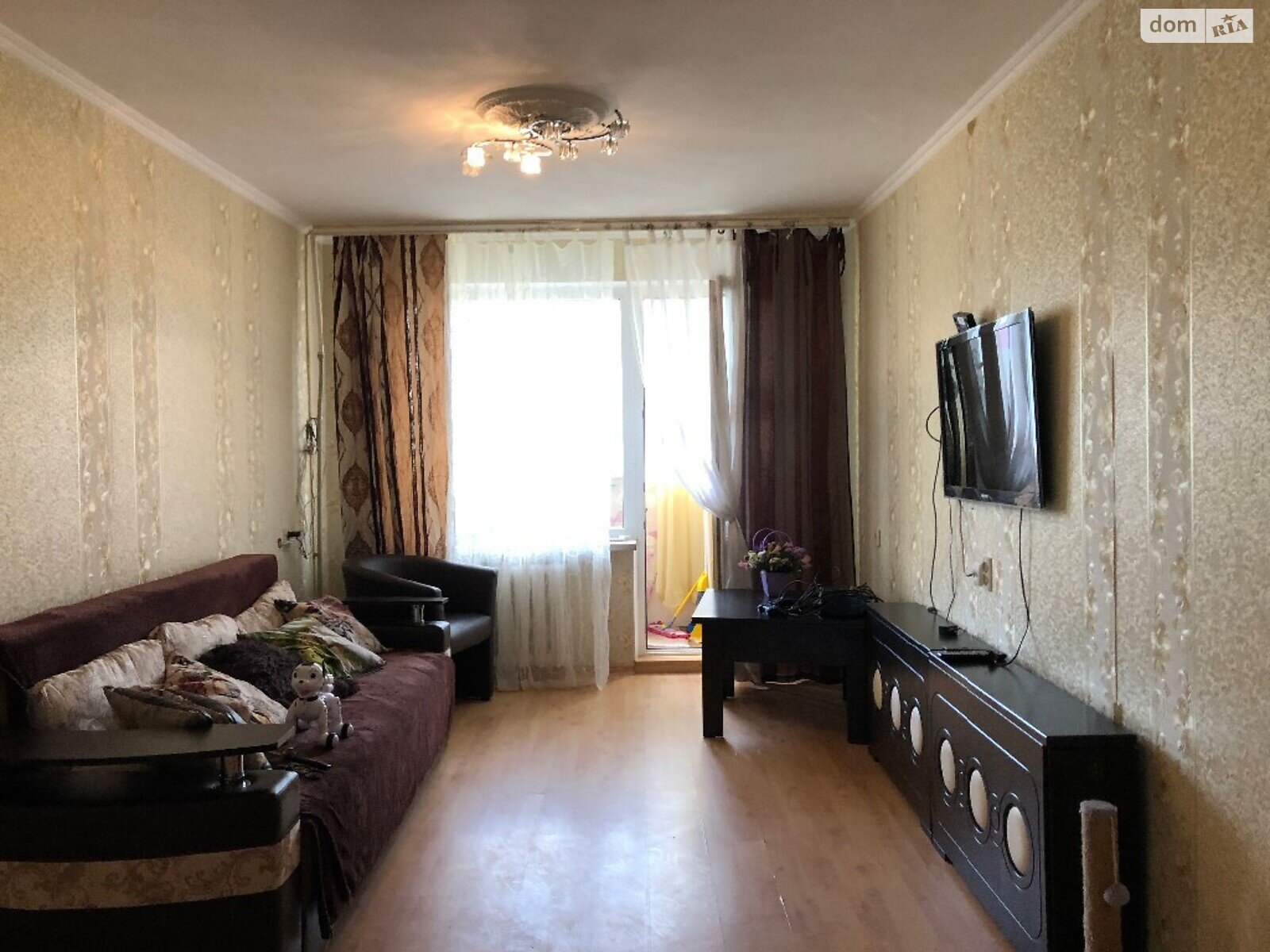Продажа трехкомнатной квартиры в Одессе, на ул. Капитана Кузнецова, район Пересыпский фото 1
