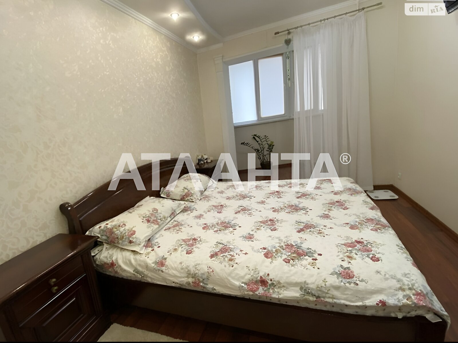 Продажа трехкомнатной квартиры в Одессе, на ул. Крымская 84, район Пересыпский фото 1 Продажа трехкомнатной квартиры в Одессе, на ул. Крымская 84, район Пересыпский фото 1