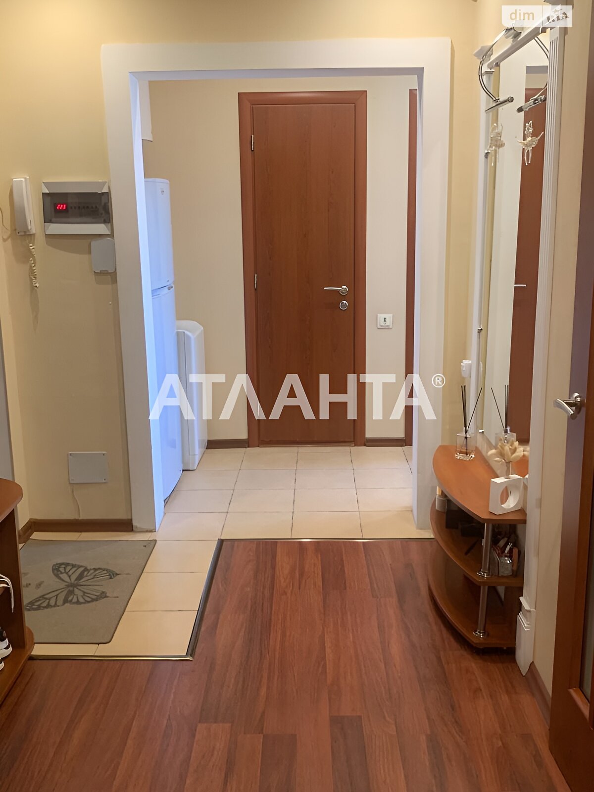 Продажа трехкомнатной квартиры в Одессе, на ул. Крымская 84, район Пересыпский фото 1 Продажа трехкомнатной квартиры в Одессе, на ул. Крымская 84, район Пересыпский фото 1