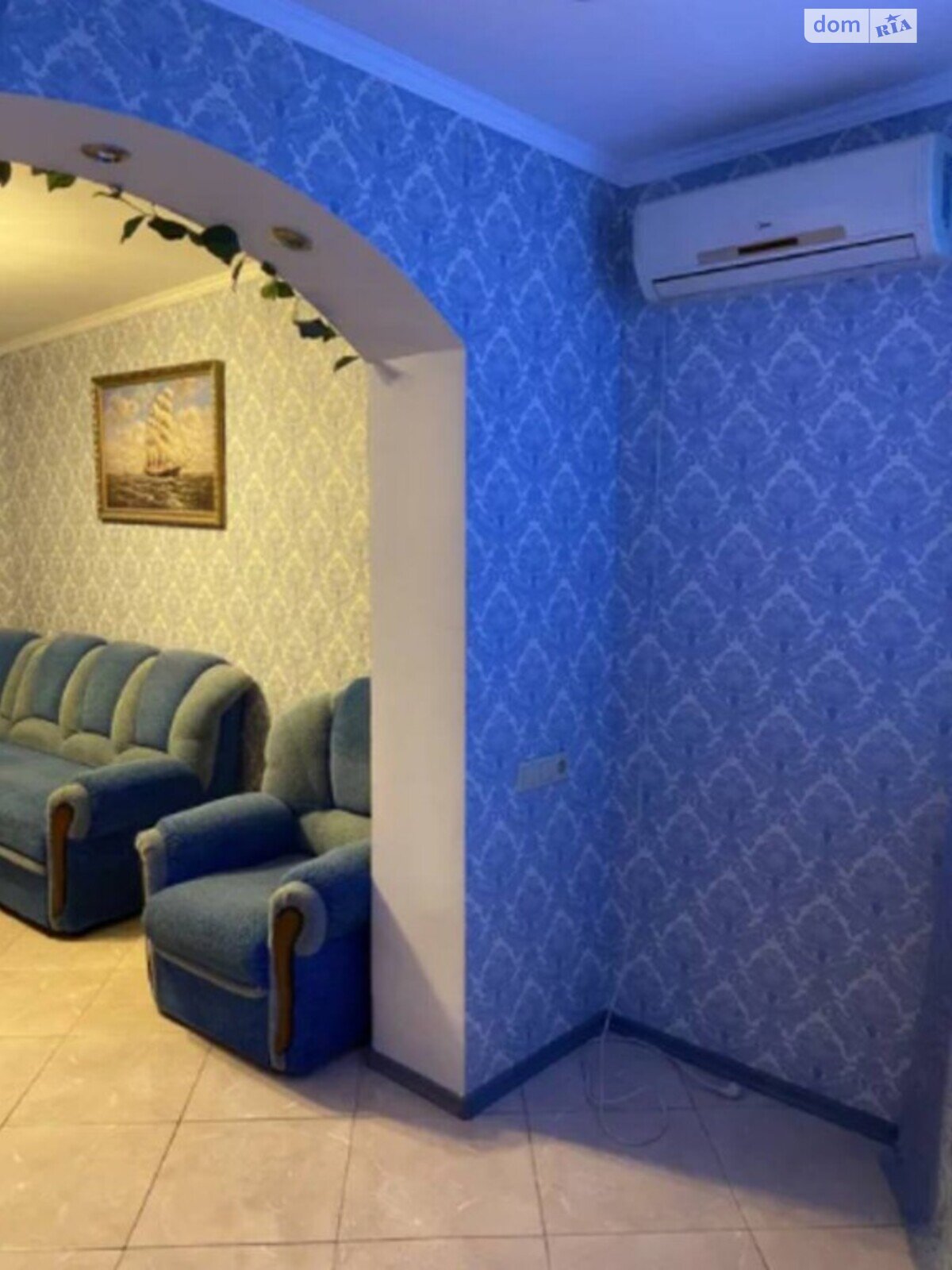 Продаж трикімнатної квартири в Одесі, на вул. Ярослава Баіса, район Пересипський фото 1 Продаж трикімнатної квартири в Одесі, на вул. Ярослава Баіса, район Пересипський фото 1
