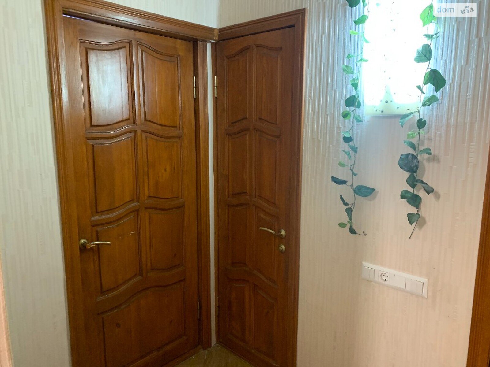 Продаж трикімнатної квартири в Одесі, на вул. Ярослава Баіса, район Пересипський фото 1 Продаж трикімнатної квартири в Одесі, на вул. Ярослава Баіса, район Пересипський фото 1