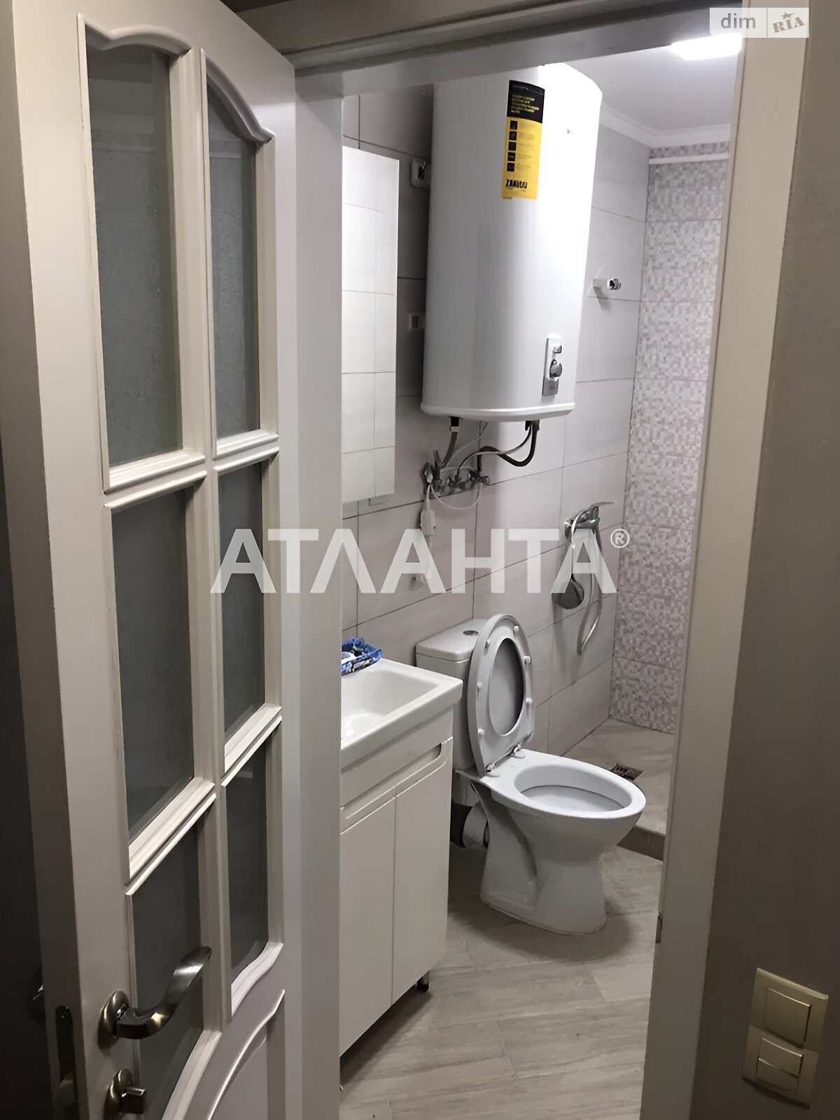 Продажа трехкомнатной квартиры в Одессе, на ул. Капитана Кузнецова, район Пересыпский фото 2 Продажа трехкомнатной квартиры в Одессе, на ул. Капитана Кузнецова, район Пересыпский фото 2