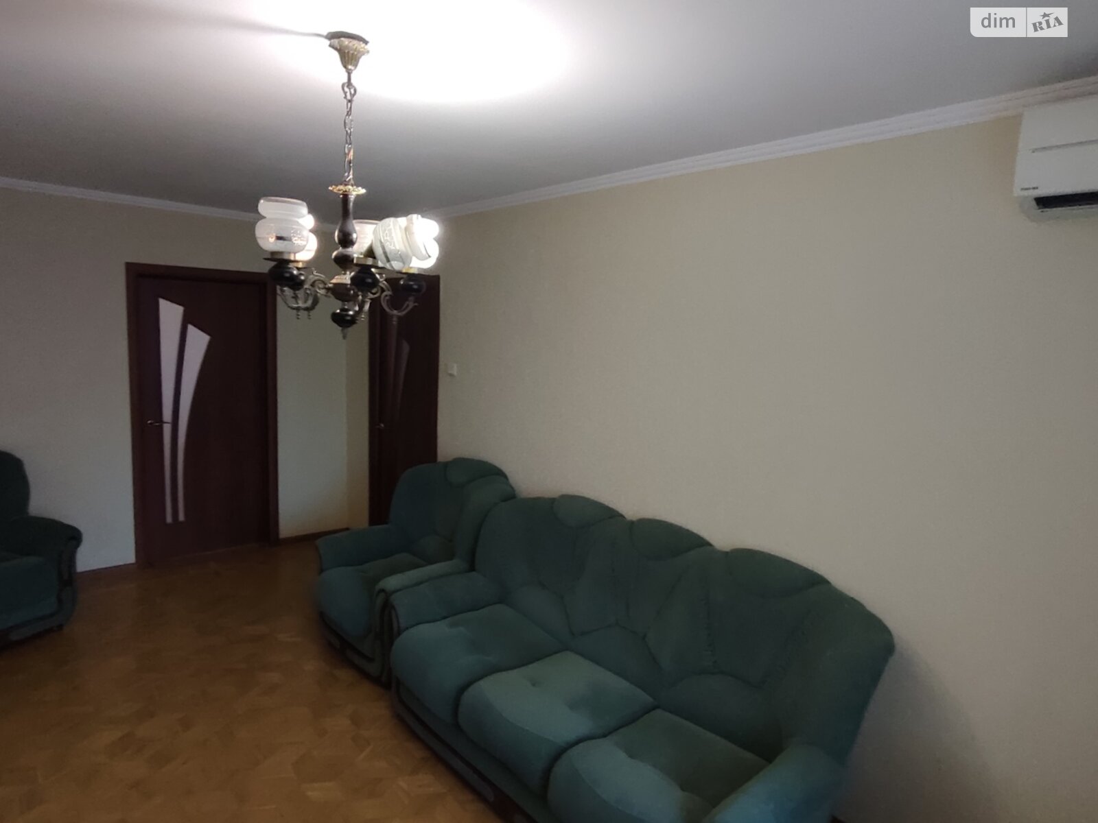 Продаж трикімнатної квартири в Одесі, на вул. Академіка Корольова, район Таїрова фото 1 Продаж трикімнатної квартири в Одесі, на вул. Академіка Корольова, район Таїрова фото 1