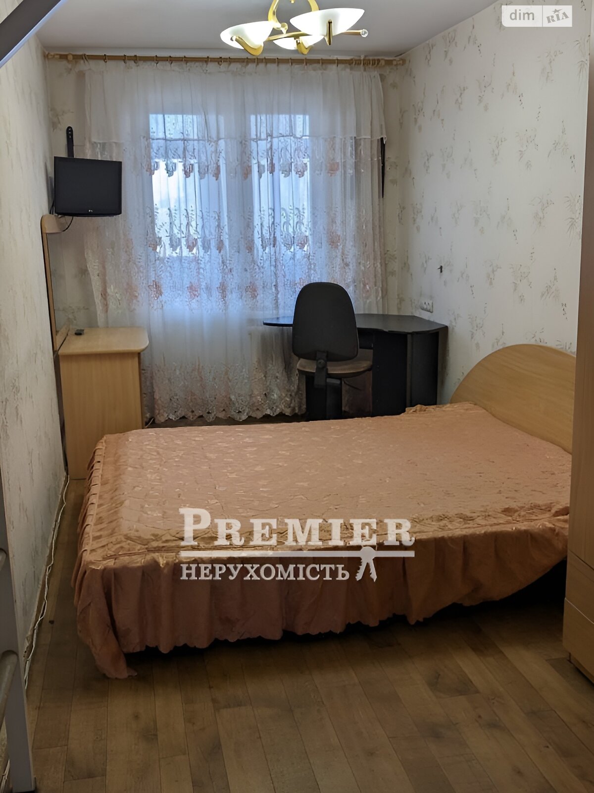 Продаж трикімнатної квартири в Одесі, на вул. Академіка Корольова, район Таїрова фото 1 Продаж трикімнатної квартири в Одесі, на вул. Академіка Корольова, район Таїрова фото 1