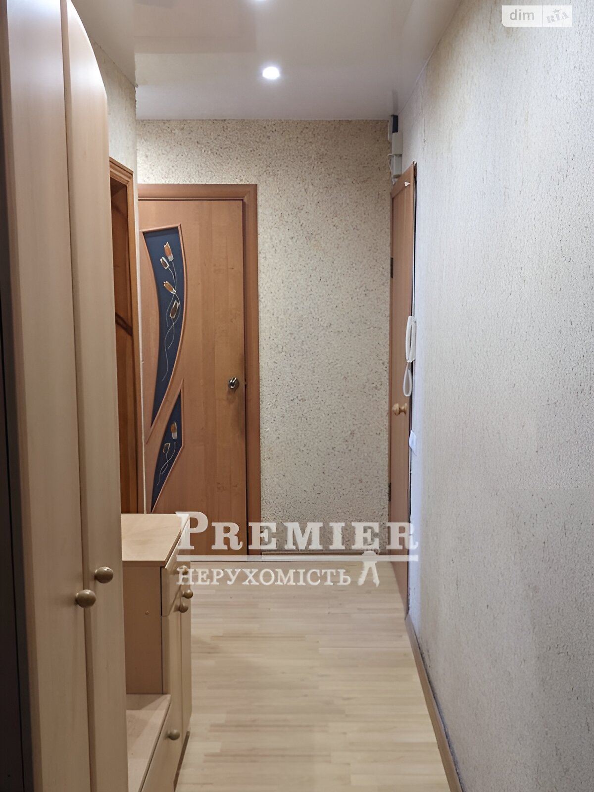 Продаж трикімнатної квартири в Одесі, на вул. Академіка Корольова, район Таїрова фото 1 Продаж трикімнатної квартири в Одесі, на вул. Академіка Корольова, район Таїрова фото 1