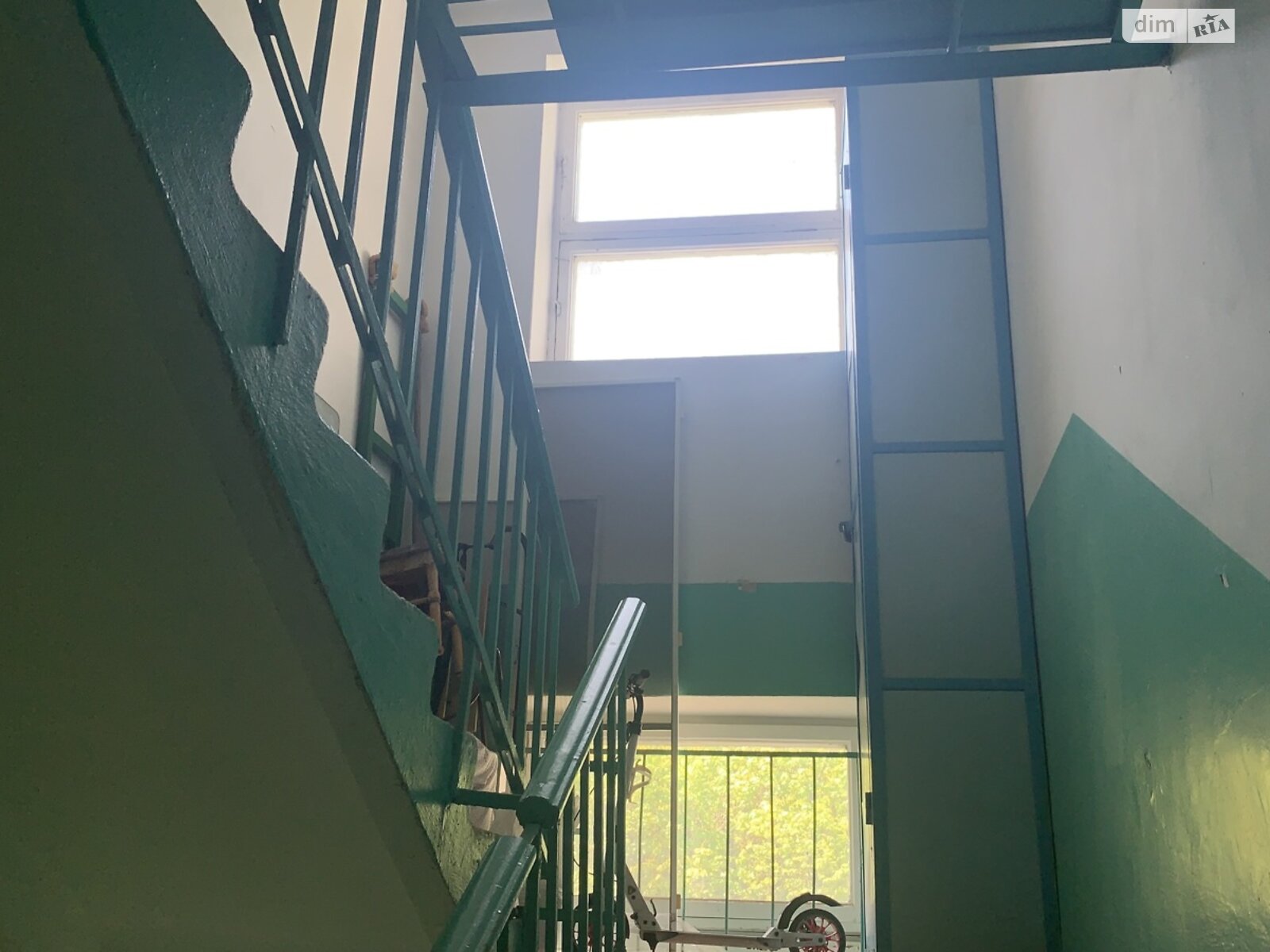 Продаж трикімнатної квартири в Одесі, на вул. Академіка Корольова, район Таїрова фото 1 Продаж трикімнатної квартири в Одесі, на вул. Академіка Корольова, район Таїрова фото 1